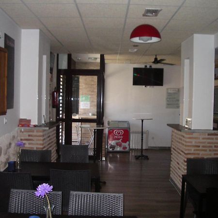 Apartamentos La Fonda Aninon Extérieur photo