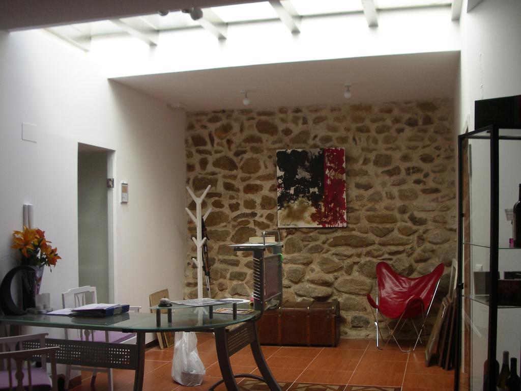 Apartamentos La Fonda Aninon Extérieur photo