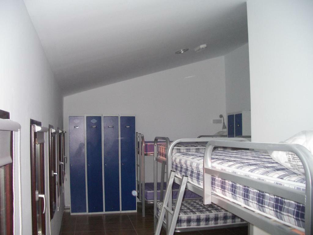 Apartamentos La Fonda Aninon Extérieur photo