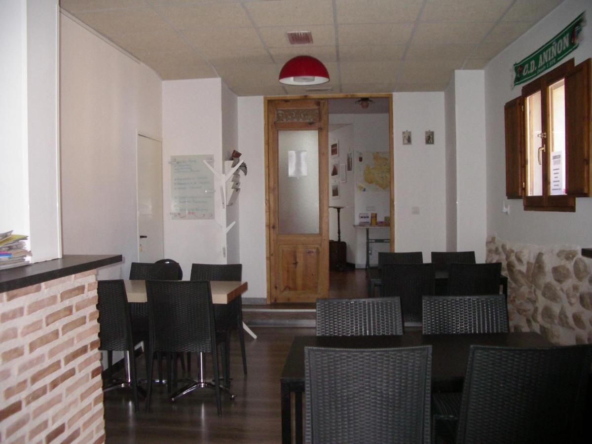 Apartamentos La Fonda Aninon Extérieur photo