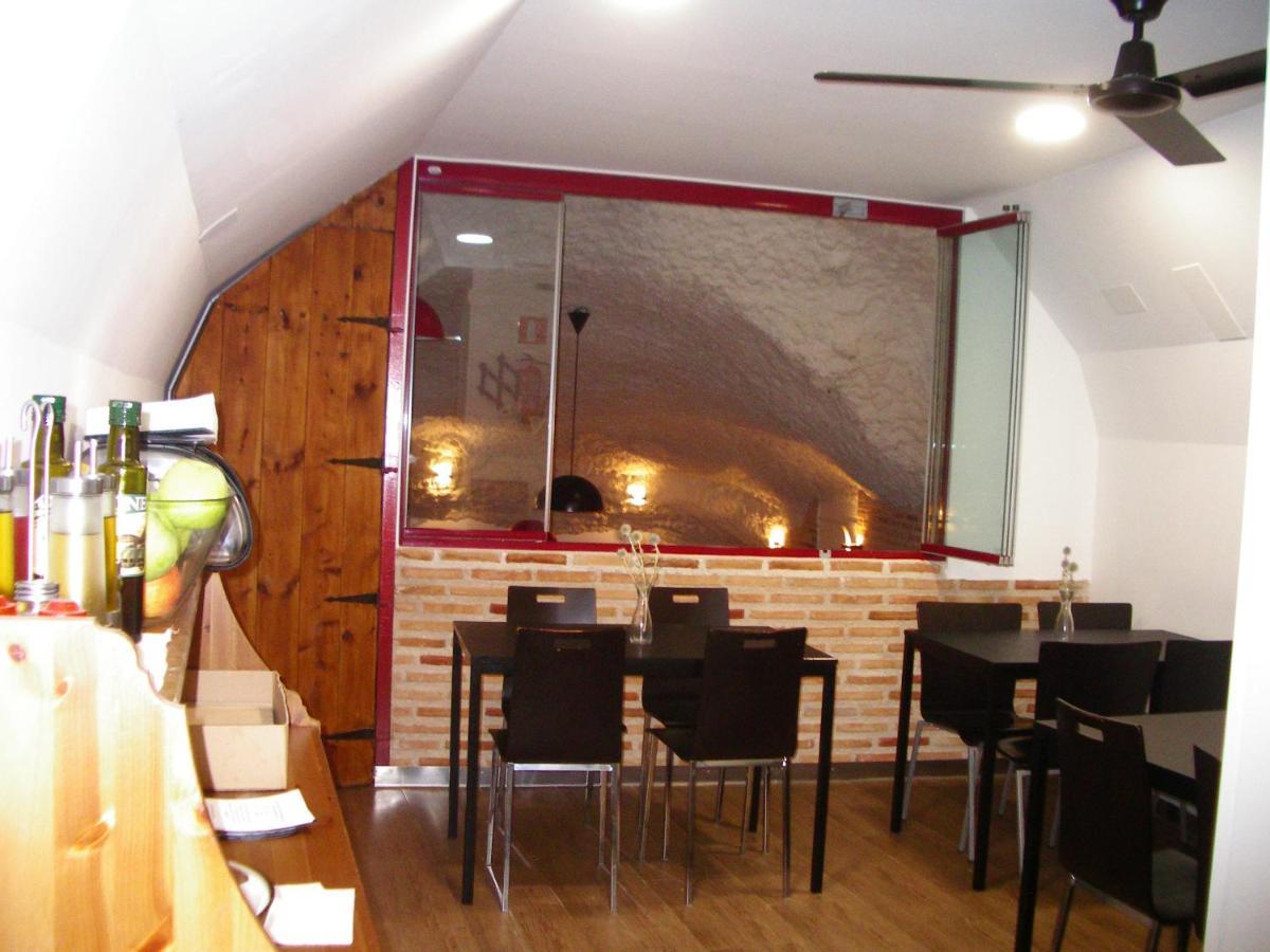 Apartamentos La Fonda Aninon Extérieur photo